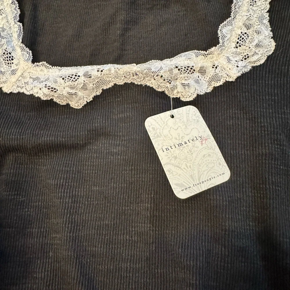 Free People Light Lace-Trim Black Long-Sleeve Women's Top - Picture 3 of 4